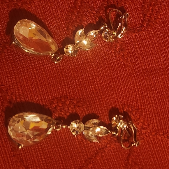 crystal earrings - Picture 3 of 3